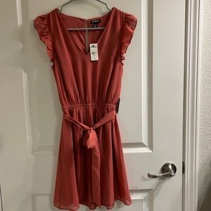 EXPRESS DRESS